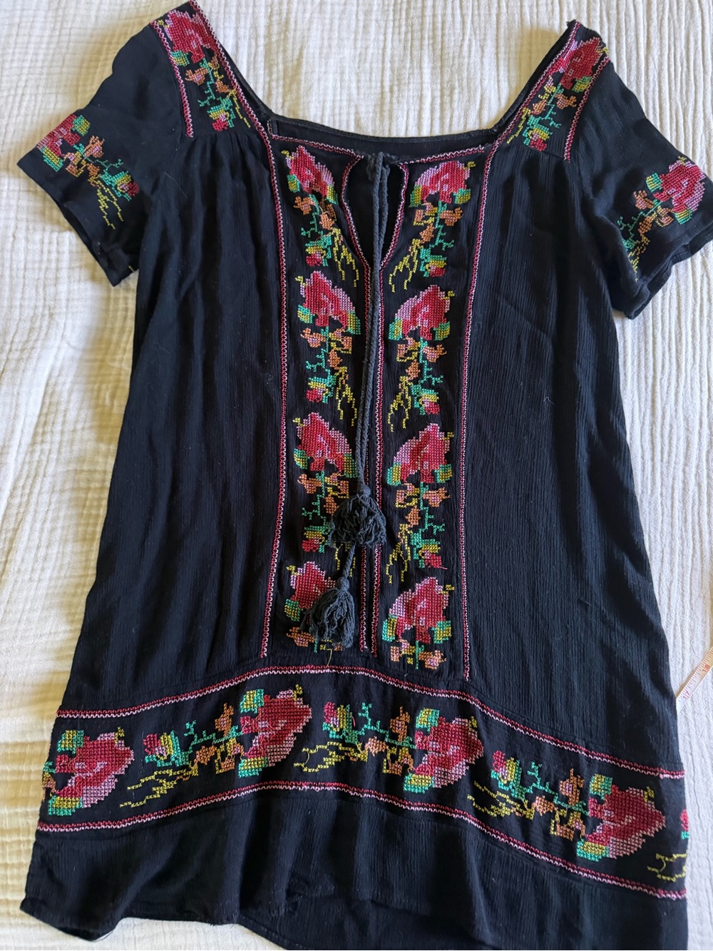 Black Embroidered Floral Peasant Top - Unknown Brand